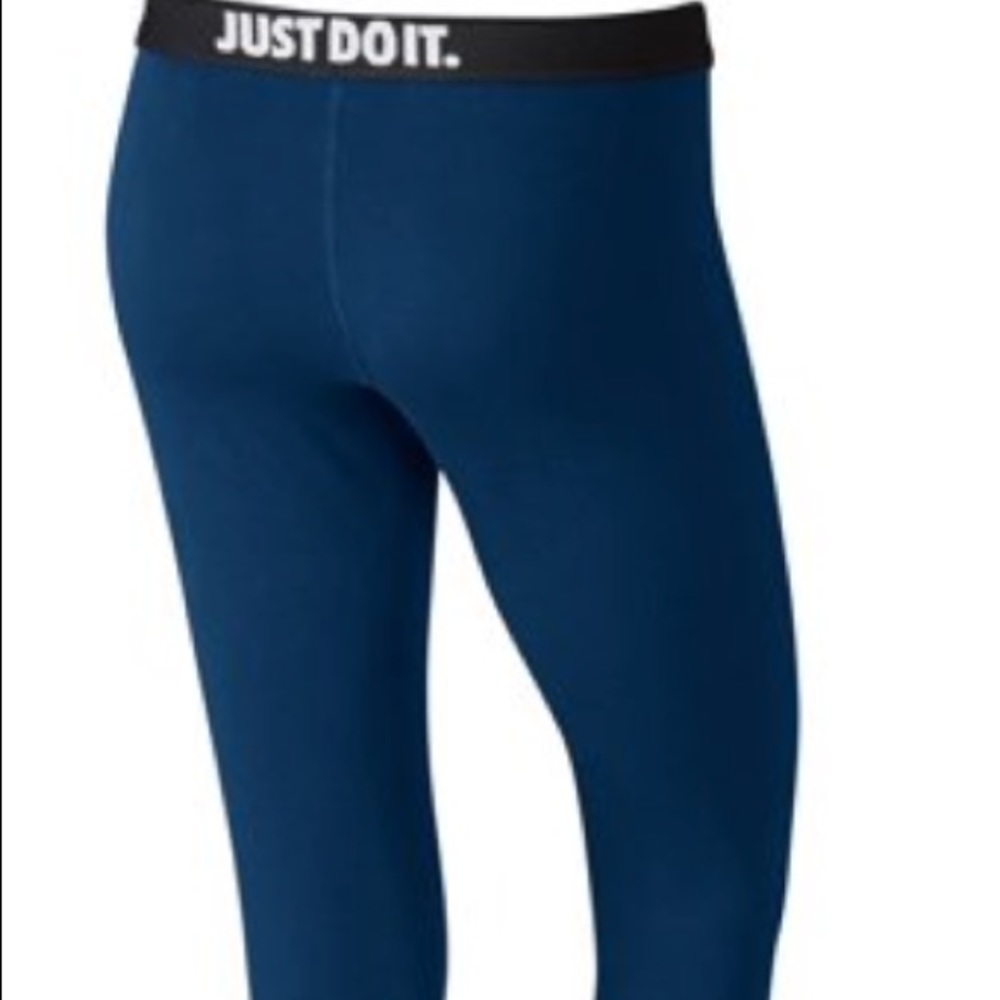 🔴🔴SOLD🔴🔴 Nike leggings - Picture 2 of 5